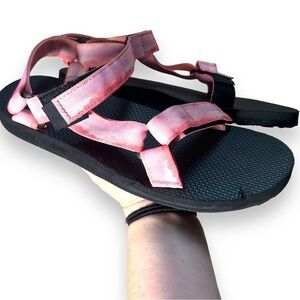 Teva Women's Original Universal Tie-Dye Sandal Pink Size 9